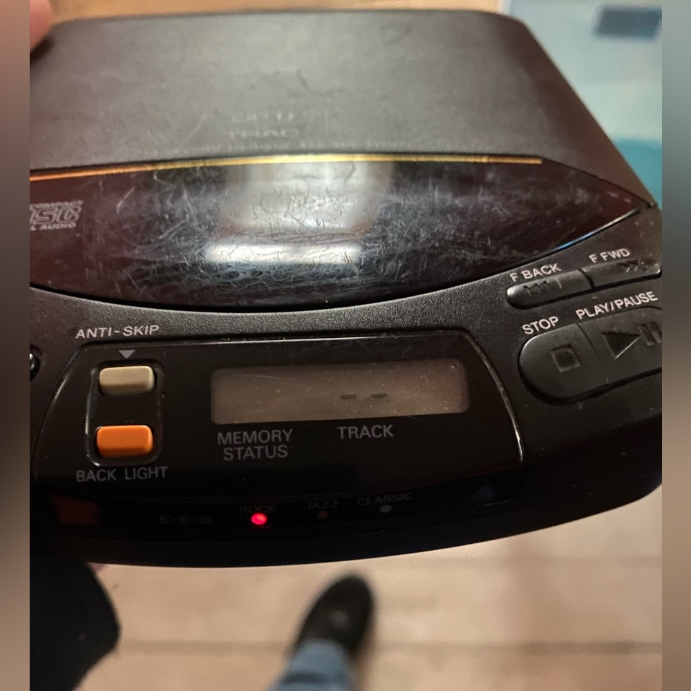 Vintage Fisher 1 Bit Personal Compact Disc CD Player PCD-60 Tested - Picture 10 of 10